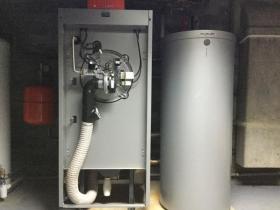 Viessmann - Chaudière Vitocrossal 300 CU3A72 P 6.3-32.3 Kw avec programmateur VIESSMANN type Vitotrol 200 A et ballon ECS Vitocell